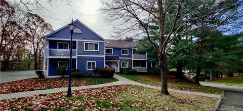 211 Windgate Cir #C, Monroe, CT 06468 photo 1