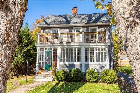 48 Robbins Dr, Wethersfield, CT 06109 photo 1