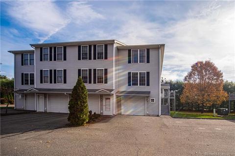3 Catherine Ct #A, Wallingford, CT 06492 photo 1