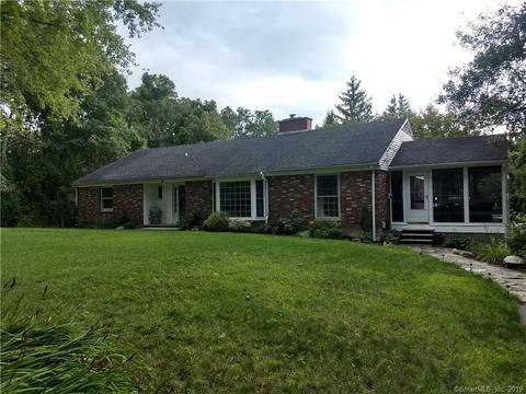68 Robbins Rd, Thompson, CT 06277 photo 1