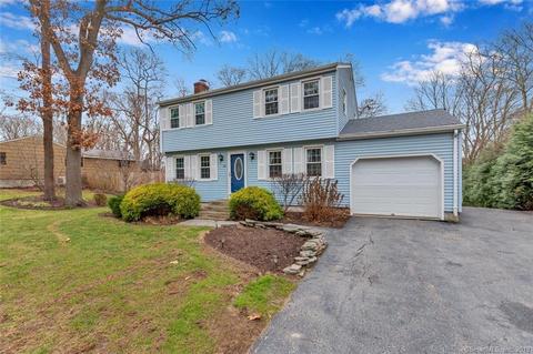 32 Corey Ln, East Lyme, CT 06357 photo 1