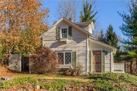 12 Walnut Tree Hill Rd, Newtown, CT 06482 photo 1