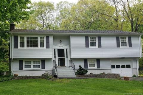 7 Washington Dr, Ledyard, CT 06335 photo 1