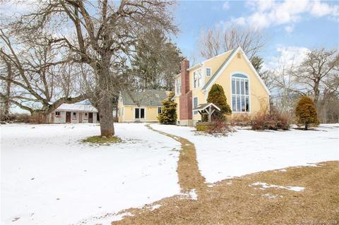 129 Tillinghast Rd, Killingly, CT 06239 photo 1