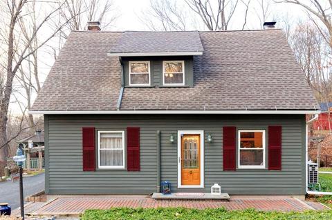 90 Knox Ave, Killingly, CT 06239 photo 1