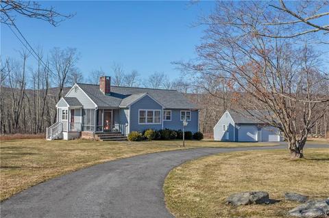 94 Beardsley Rd, Kent, CT 06757 photo 1