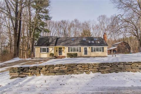 30 E Marcy Ln, Thompson, CT 06277 photo 1