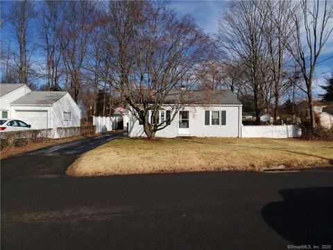 62 Circle Dr, Wallingford, CT 06492 photo 1