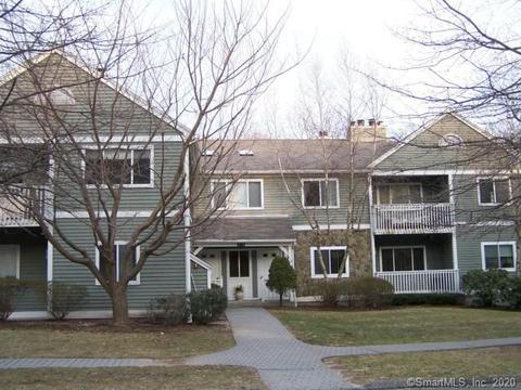 215 Windgate Cir #E, Monroe, CT 06468 photo 1