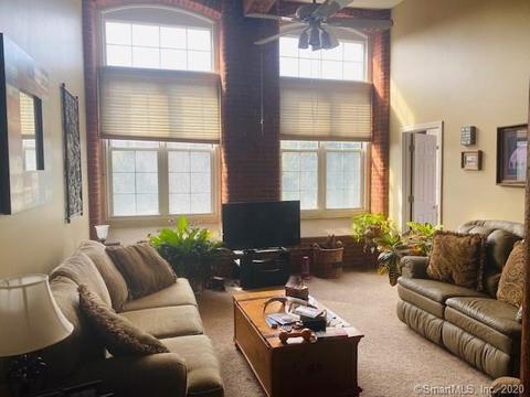45 Main St #302, Plainfield, CT 06374 photo 1