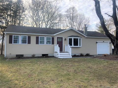 7 Hickory Dr, Ledyard, CT 06339 photo 1