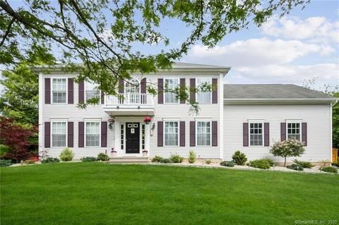 89 Sky View Cir, Hamden, CT 06514 photo 1