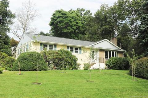 34 Hampton Rd, Trumbull, CT 06611 photo 1