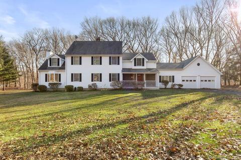 20 Shepherd Ln, Orange, CT 06477 photo 1