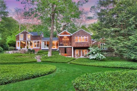 82 Lyons Plain Rd, Weston, CT 06883 photo 1