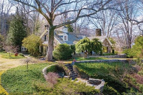 105 River Rd, Deep River, CT 06417 photo 1