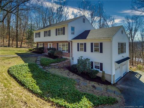 29 White Pine Dr, Brookfield, CT 06804 photo 1