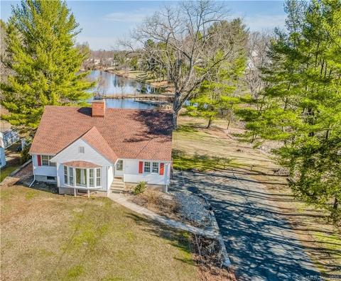 372 Griswold Rd, Wethersfield, CT 06109 photo 1
