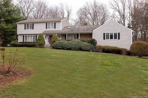 19 Hampton Close, Orange, CT 06477 photo 1