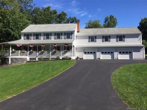 1 Spruce Dr, Brookfield, CT 06804 photo 1