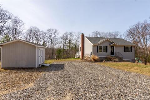 517 Danielle Way, Killingly, CT 06241 photo 1