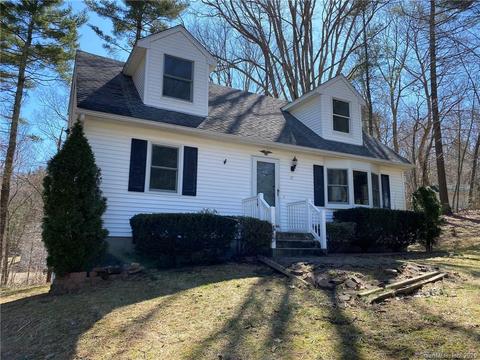 77 Juniper Ln, Griswold, CT 06351 photo 1