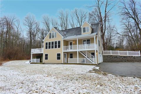 1576 North Rd, Killingly, CT 06241 photo 1