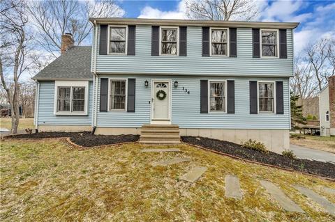 134 Cow Hill Rd, Clinton, CT 06413 photo 1