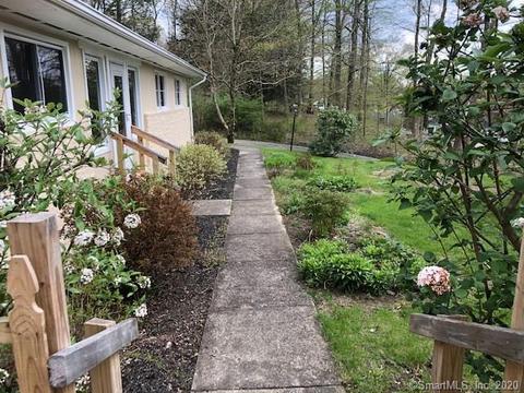 39 Old Middle Rd, Brookfield, CT 06804 photo 1