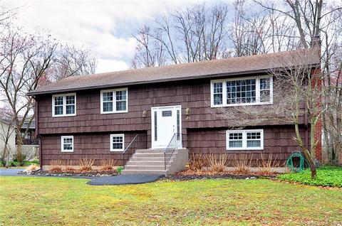 61 Tiffany Dr, Windsor, CT 06095 photo 1
