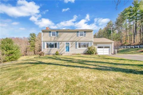 156 Hoffman Rd, Ellington, CT 06029 photo 1