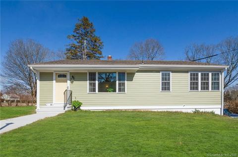 20 Harry St, Killingly, CT 06239 photo 1