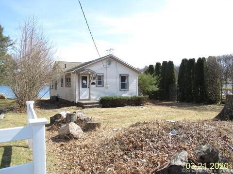 28 Cedar Point Rd Wolcott Ct 06716 18 Photos Mls 170285979 Movoto