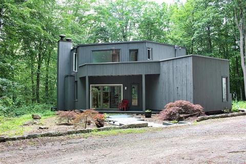 1203 Durham Rd, Madison, CT 06443 photo 1