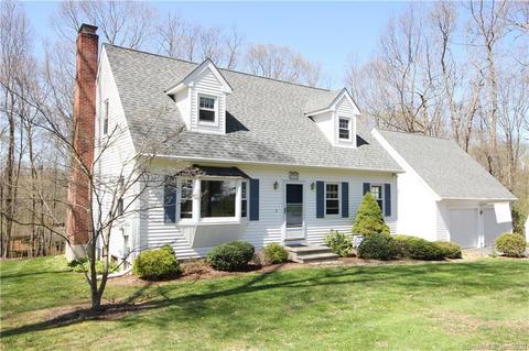 68 Windrush Ln, Andover, CT 06232 photo 1