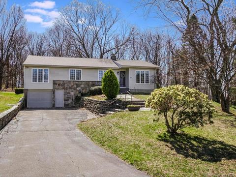 7 Gail Dr, Ellington, CT 06029 photo 1