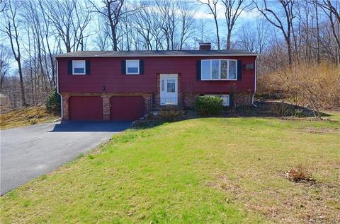 5 Serenity Ln, Newtown, CT 06482 photo 1