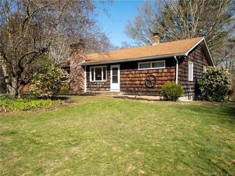 440 Brooklyn Tpke, Hampton, CT 06247 photo 1