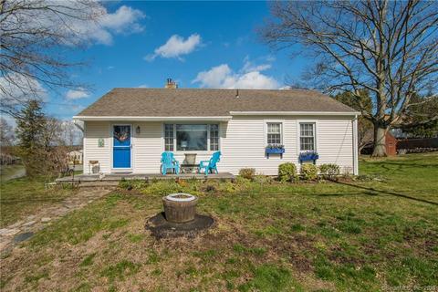 236 Maple St, Killingly, CT 06239 photo 1
