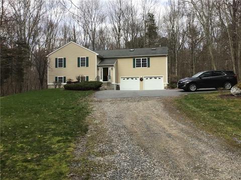 456 Green Hollow Rd, Killingly, CT 06239 photo 1