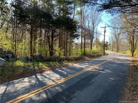 399 Roode Rd, Griswold, CT 06351 photo 1