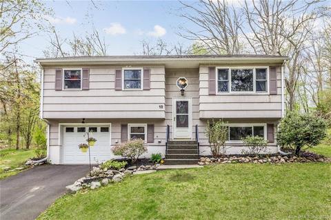 10 Freddys Ln, Brookfield, CT 06804 photo 1
