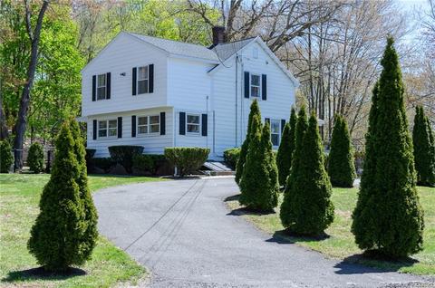1 Rek Ln, Prospect, CT 06712 photo 1