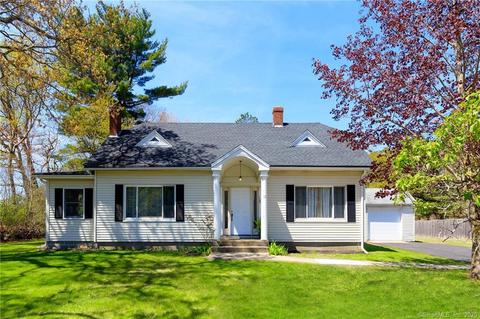 17 Putnam Pike, Killingly, CT 06241 photo 1