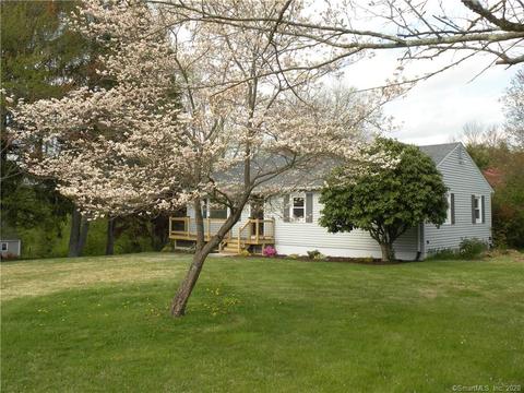 73 Upton Dr, Coventry, CT 06238 photo 1