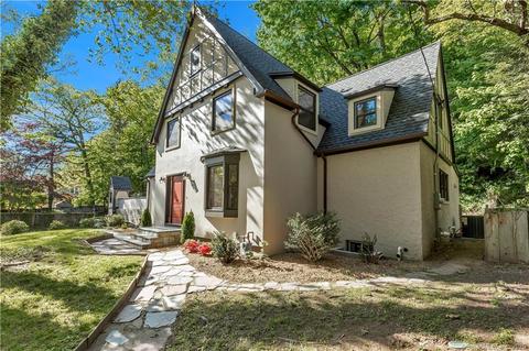 129 Mill Rock Rd, Hamden, CT 06517 photo 1