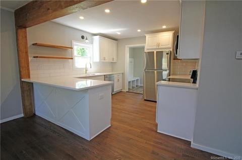 274 Morningside Dr E, Bristol, CT 06010 photo 1