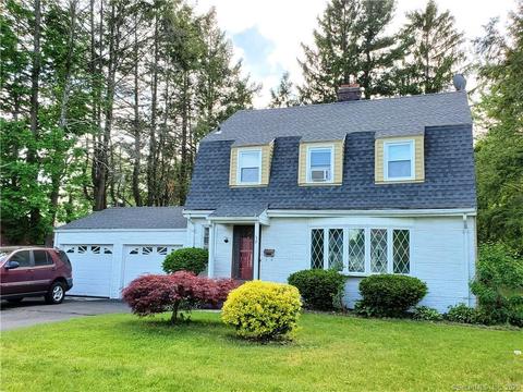 39 Packard St, Bloomfield, CT 06002 photo 1