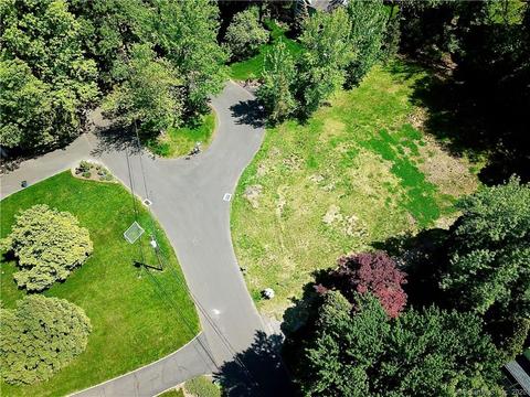 7 Harriet Ln E, Darien, CT 06820 photo 1