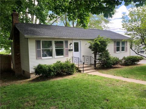 3 Maple St, Plainfield, CT 06354 photo 1